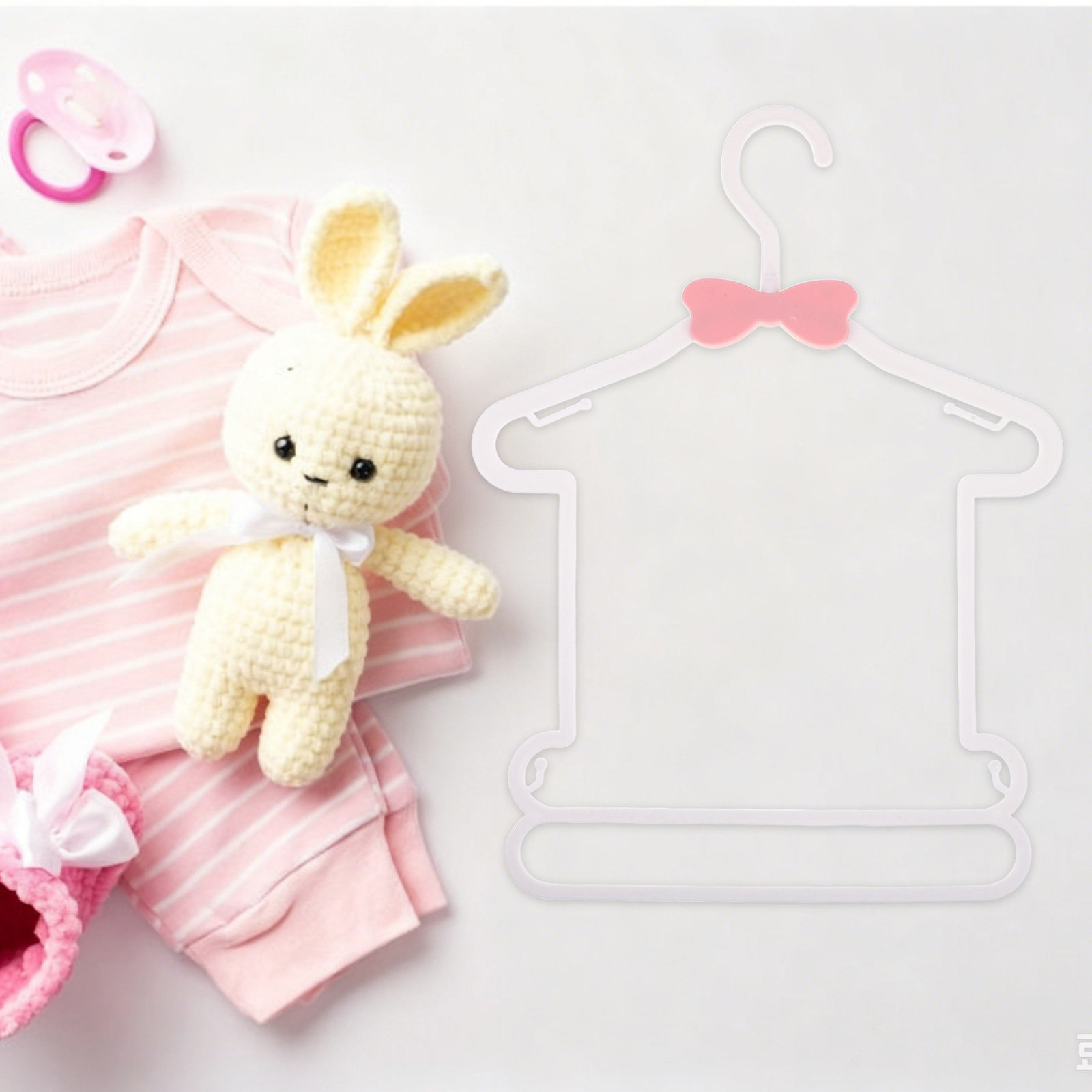 8 Buah Gantungan Baju Bayi Ant - Baby Nursery Outfits ulasan dan harga