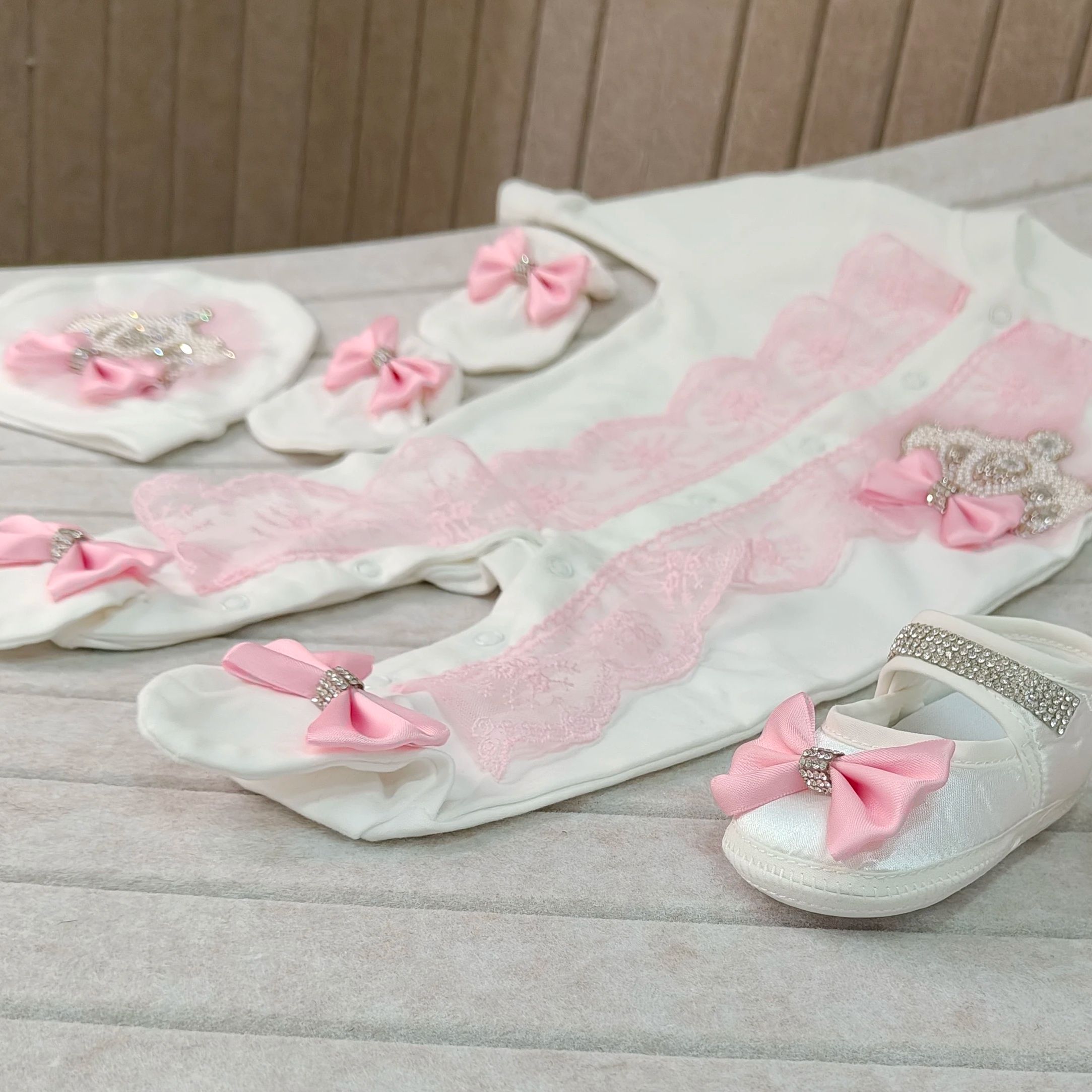 Selamat Datang di Rumah Baju M - Baby Nursery Outfits ulasan dan harga