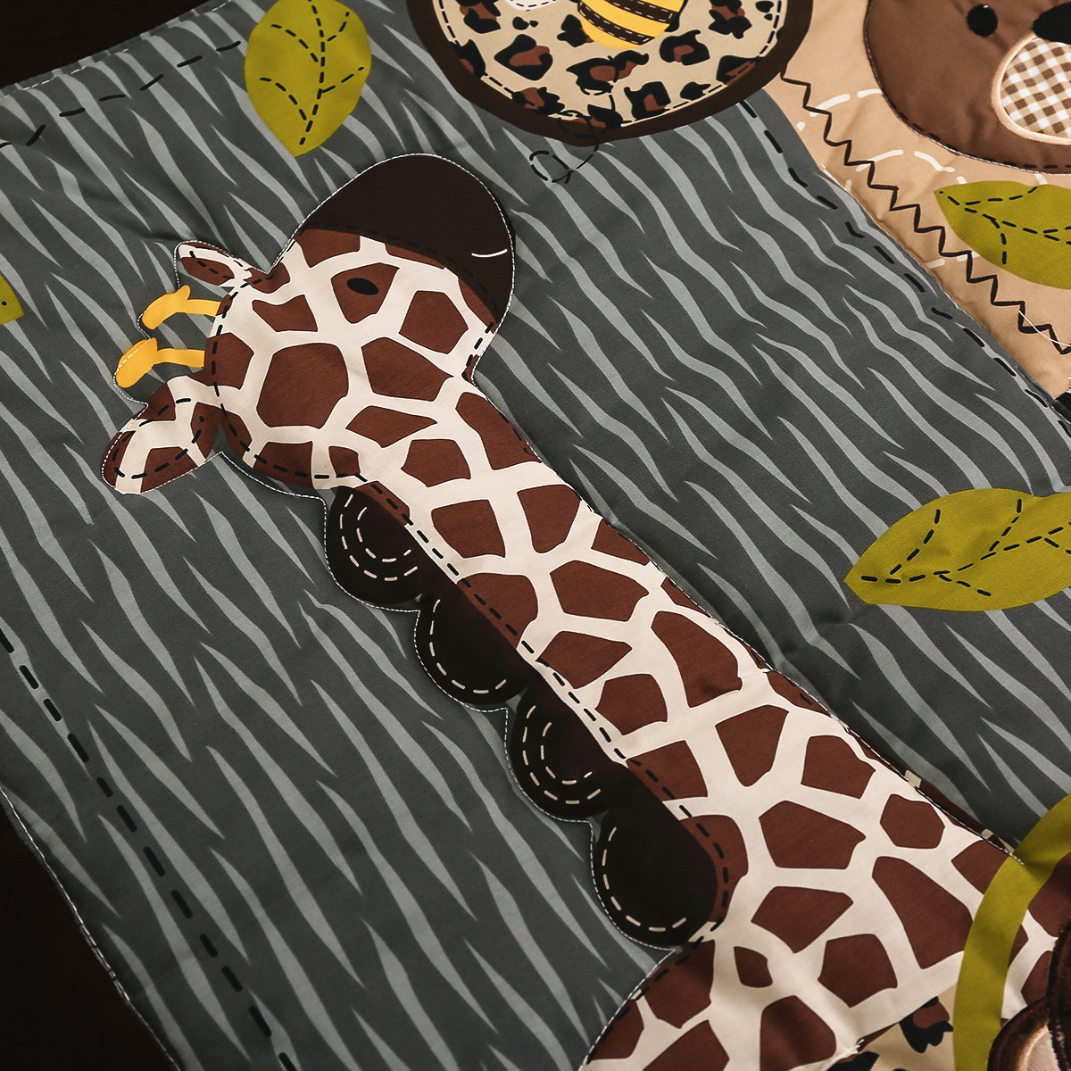 Set Seprai Tempat Tidur Bayi B - Baby Nursery Animal Theme ulasan dan harga